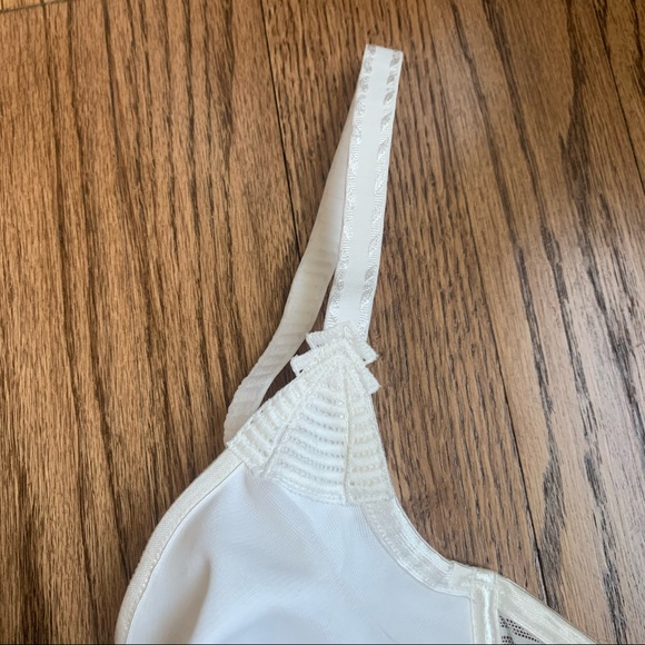 NWT Lou 34B Full Cup Bra and High-Cut Panty Set - Picture 5 of 12